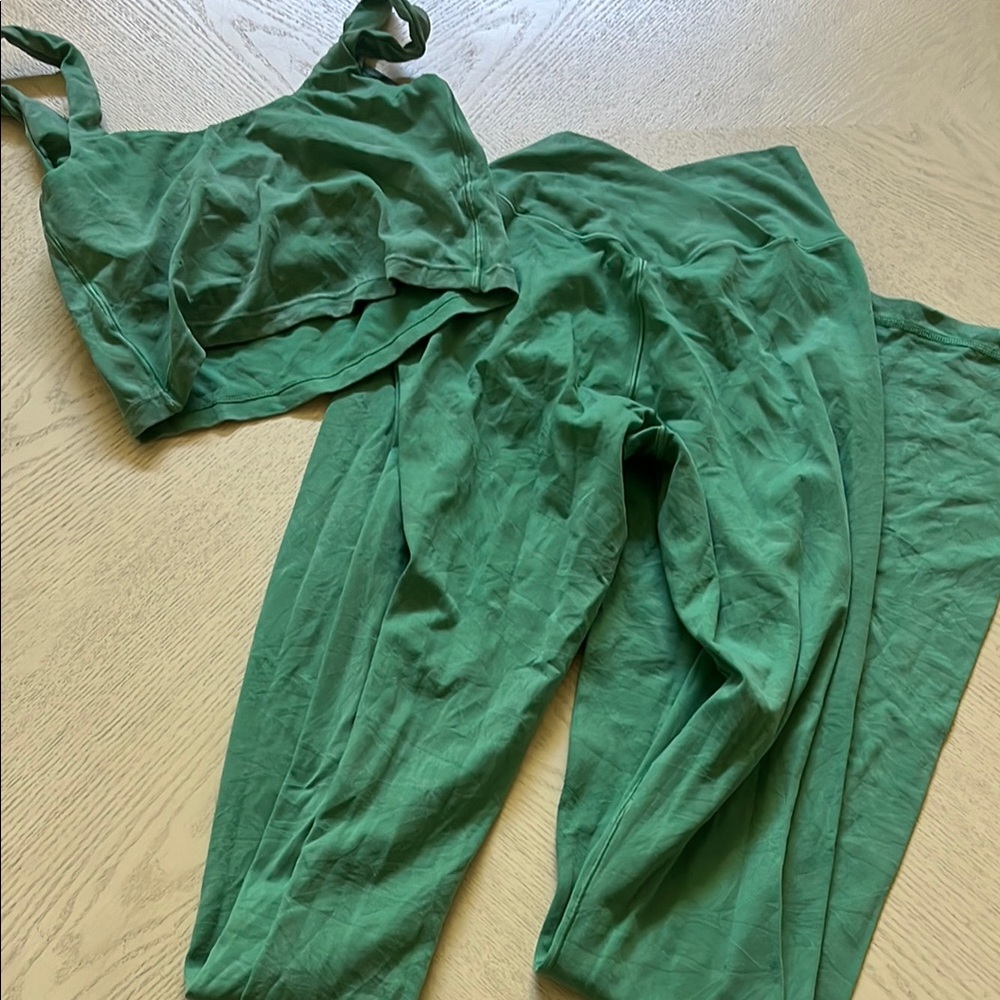 Aerie Green Crossover Flare Leggings & Padded Matching Top Two-Piece Set - Picture 2 of 4